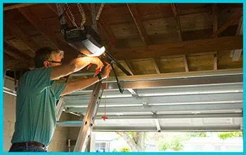 Trust Garage Door Service Plantation, FL 954-375-8710 - emer-sid-gdr-10m